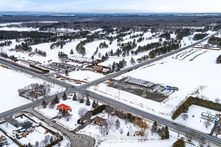 29561777/2437-henri-menard-court/clarencerockland-twp/clarence-rockland/ontario/K0A2A0_48