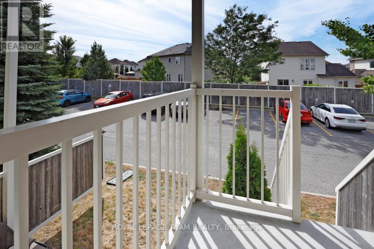 28754800/a-560-chapman-mills-drive/strandherd/ottawa/ontario/K2J3V2_35
