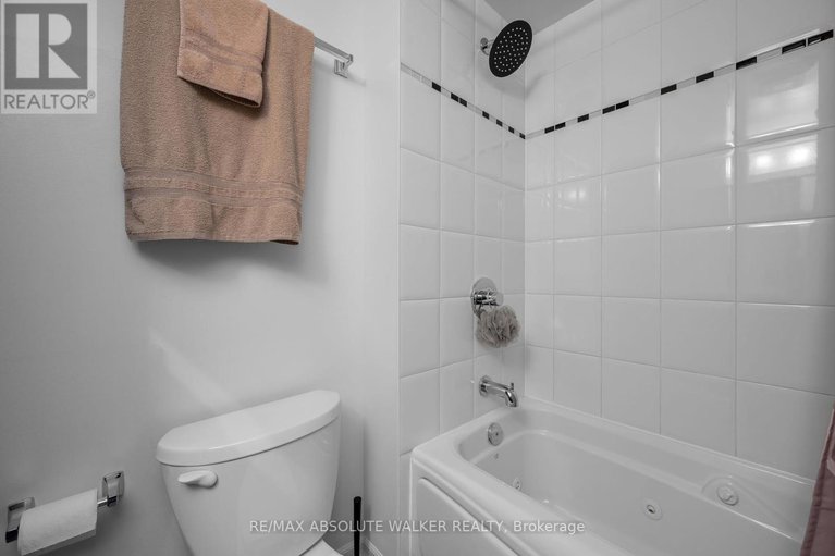 28469655/307-90-landry-street/vanier/ottawa/ontario/K1L0A9_16