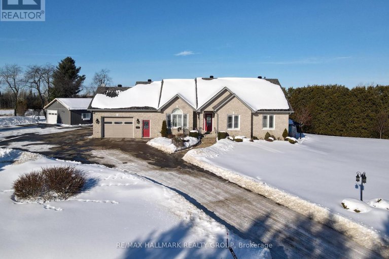 29345717/112-oak-lane/drummond-n-elmsley-drummond-twp/drummondnorth-elmsley/ontario/K7H3C8_1