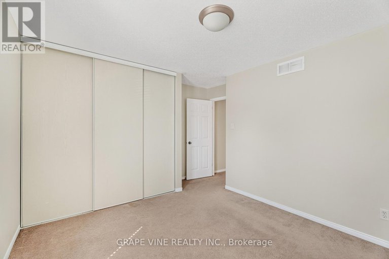 28825028/9-stoneleigh-street/strandherd/ottawa/ontario/K2G7A2_27