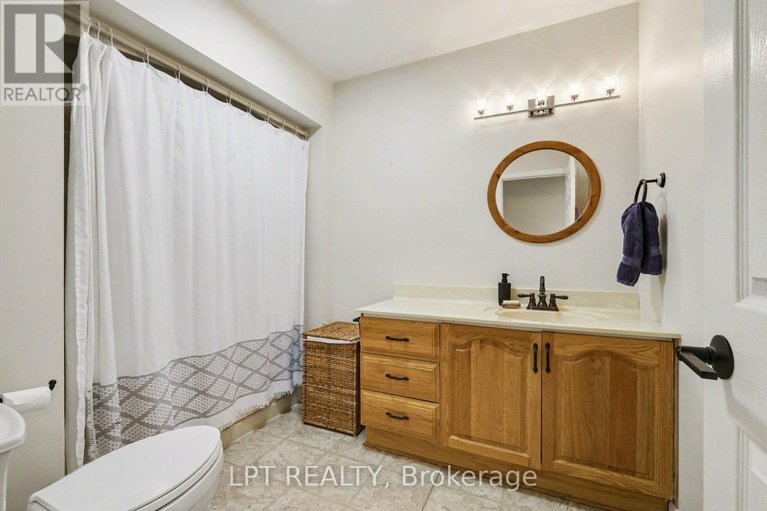 29665088/8297-nashdale-drive/osgoode-twp-north-of-reg-rd-6/ottawa/ontario/K0A2P0_19