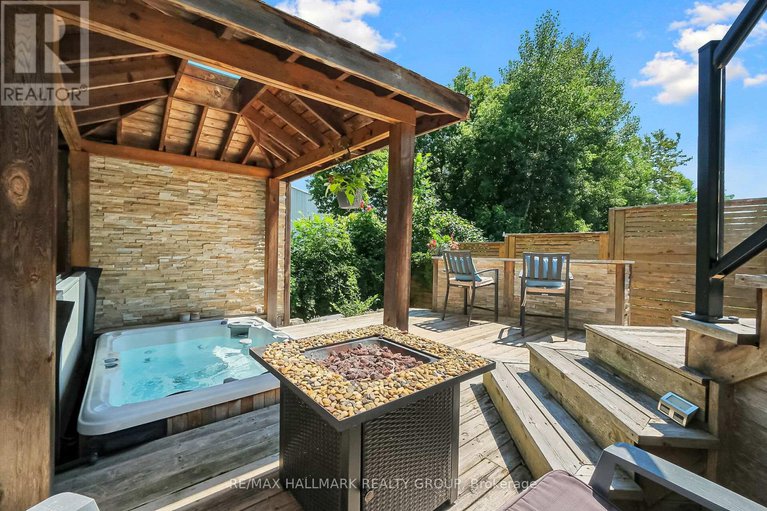 28645082/32-mccooeye-lane/stittsville-central/ottawa/ontario/K2S1B9_47