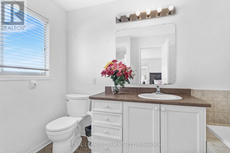 29575284/2362-bois-vert-place/avalon-east/ottawa/ontario/K4A4V1_26