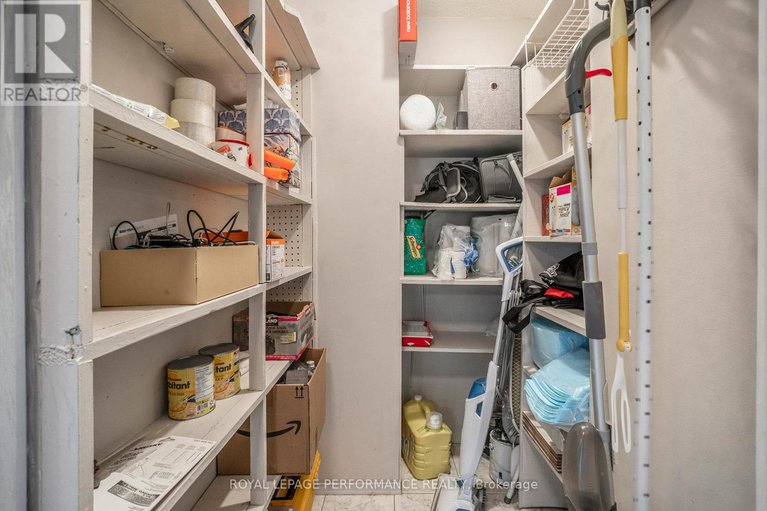 28505785/1806-158a-mcarthur-avenue/vanier/ottawa/ontario/K1L8C9_14