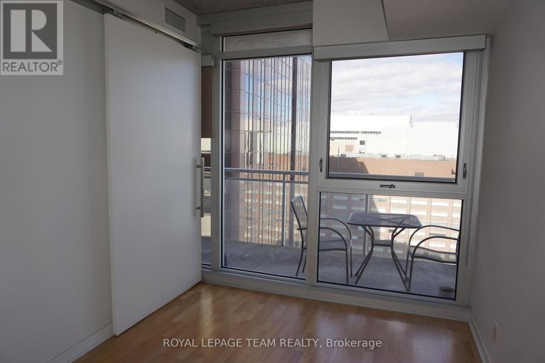28498513/1604-324-laurier-avenue/ottawa-centre/ottawa/ontario/K1P0A4_17