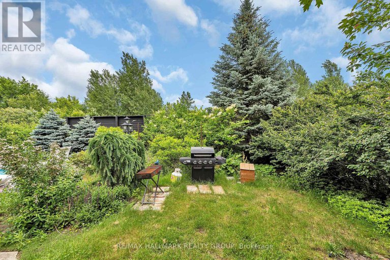28251358/15-marwood-court/stonebridge/ottawa/ontario/K2J5G1_46