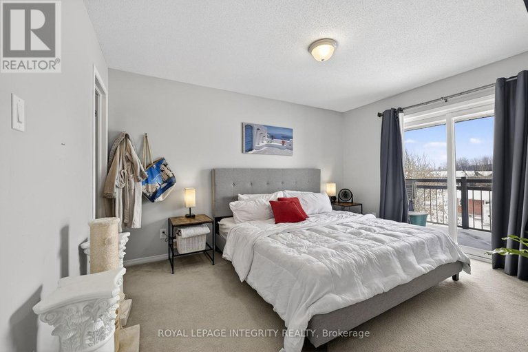 29311527/360-galston-private/mer-bleuebradley-estatesanderson-park/ottawa/ontario/K1W0G3_45