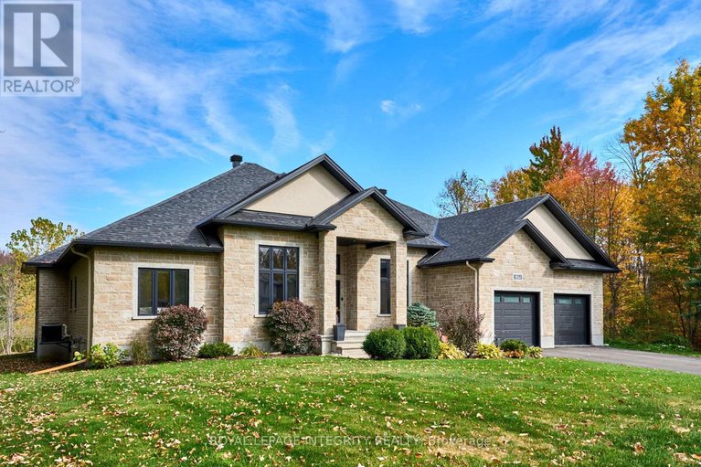 28981959/1954-cedarlakes-way/greely/ottawa/ontario/K4P0E4_2