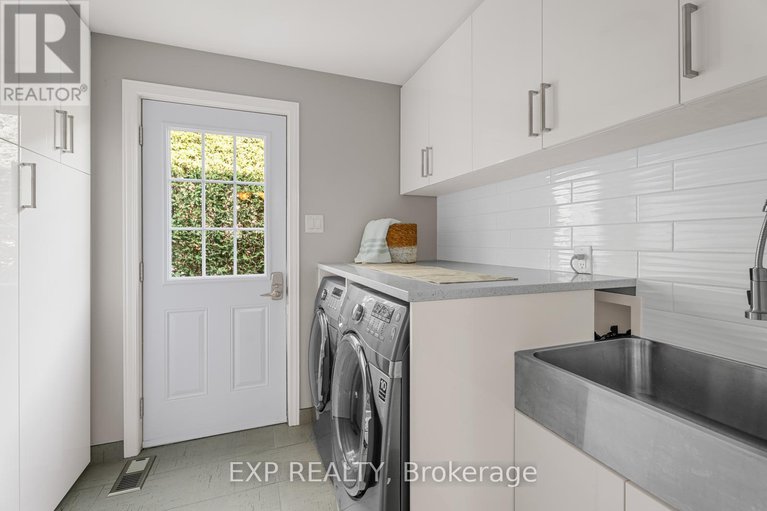28330540/1822-thornecrest-street/chapel-hill/ottawa/ontario/K1C6K9_19