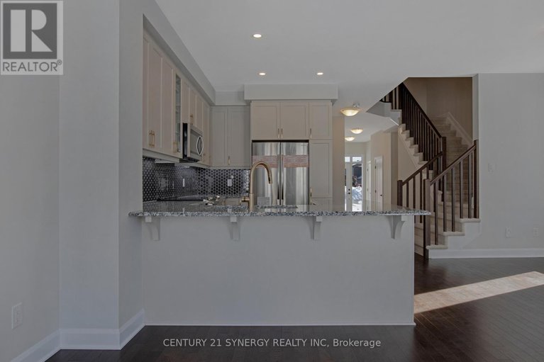 29211131/708-taliesin-crescent/remainder-of-stittsville-area/ottawa/ontario/K2S2K6_20