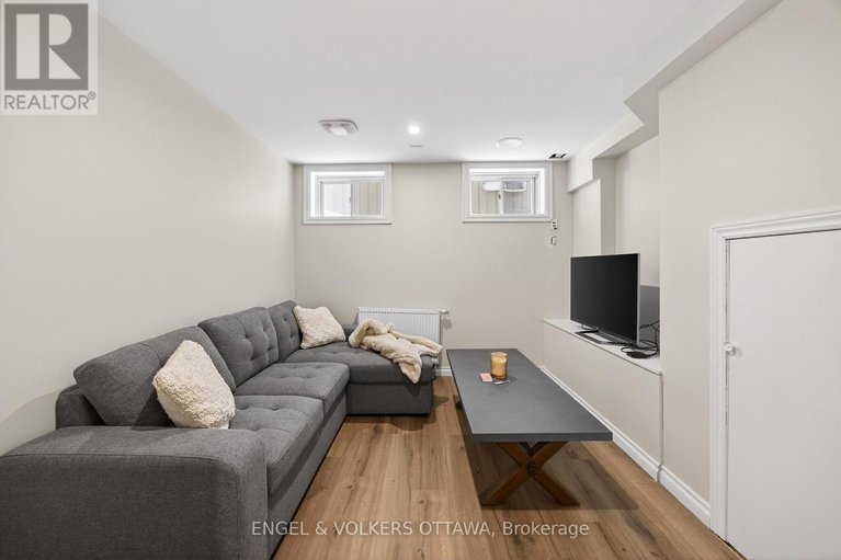 29581121/498-queen-elizabeth-drive/glebe/ottawa/ontario/K1S3N4_43