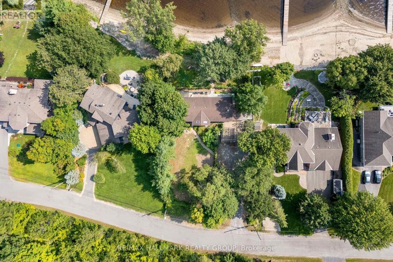 28777678/2860-barlow-crescent/dunrobin-shores/ottawa/ontario/K0A1T0_2