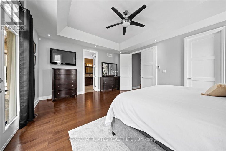 28632314/1610-linkland-court/cumberland-estates/ottawa/ontario/K4C0A5_30