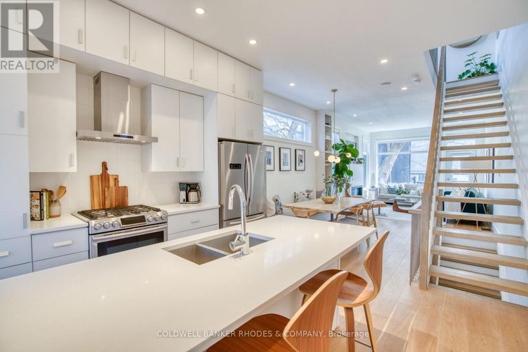 29579172/103a-stirling-avenue/hintonburg/ottawa/ontario/K1Y1P9_7