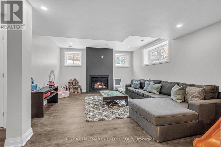 29568422/104-duncanville-street/village-of-russell/russell/ontario/K4R0G3_37