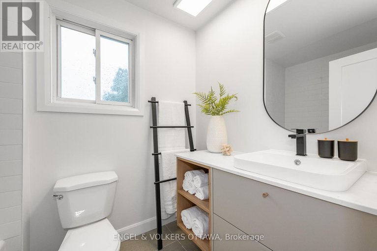 28965563/39-benlark-road/on-the-green/ottawa/ontario/K2J2L5_37