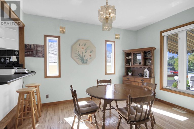 28814585/1887-river-road/manotick-east-to-manotick-station/ottawa/ontario/K4M1B4_7