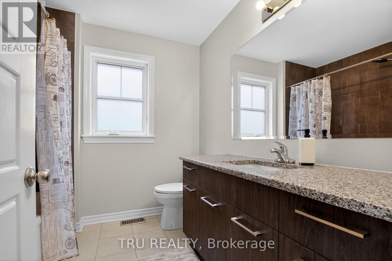 29479546/2850-grand-canal-street/half-moon-bay/ottawa/ontario/K2J0T3_22