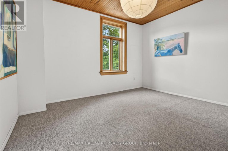 28573954/343-somerset-street-e/sandy-hill/ottawa/ontario/K1N6W6_13