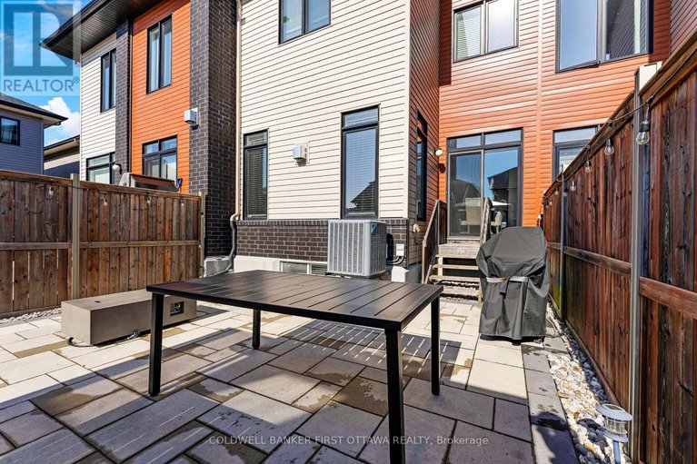 29465691/422-markdale-terrace/riverside-southgloucester-glen/ottawa/ontario/K4M0E2_42