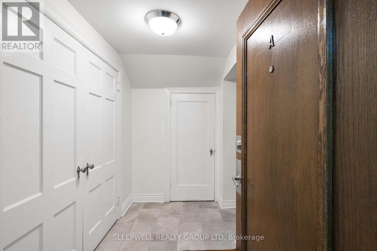 29674699/1a-180-augusta-street/sandy-hill/ottawa/ontario/K1N8C1_3