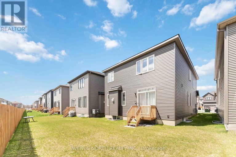 28247633/841-cappamore-drive/half-moon-bay/ottawa/ontario/K2J7C3_29