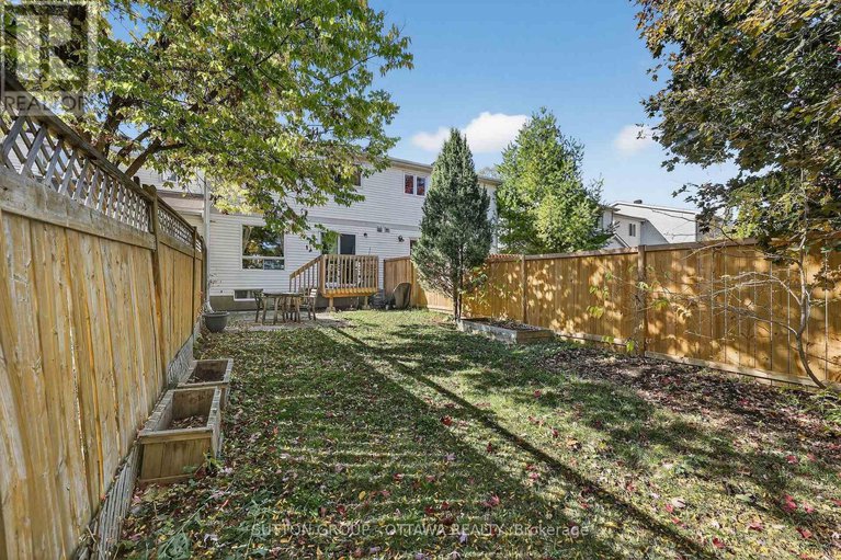 28992847/1473-launay-avenue/fallingbrookpineridge/ottawa/ontario/K4A3R9_39