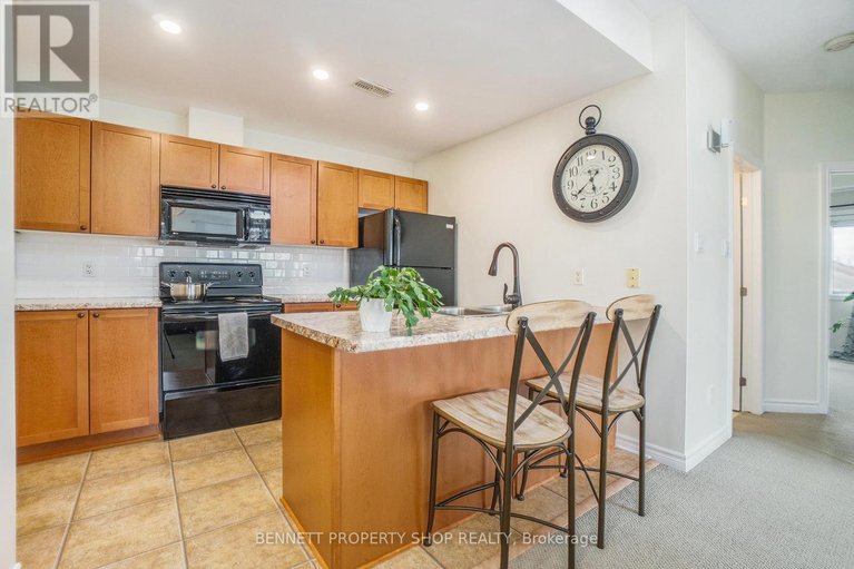 28526272/f-99-crestway-drive/barrhaven-east/ottawa/ontario/K2G7C6_6