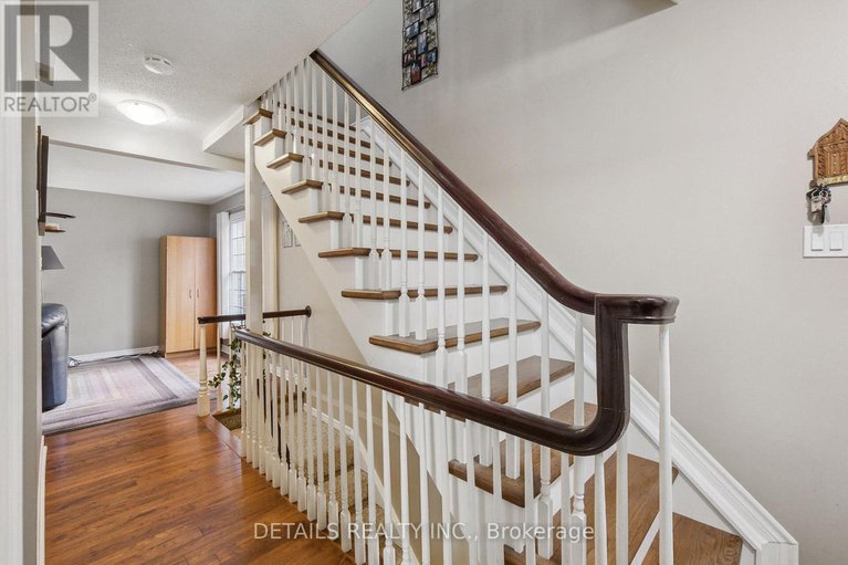 28497977/1904-russell-road/elmvale-acres/ottawa/ontario/K1G1L6_14