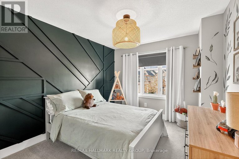 29151475/332-gracewood-crescent/blossom-parkkemp-parkfindlay-creek/ottawa/ontario/K1T0J7_39