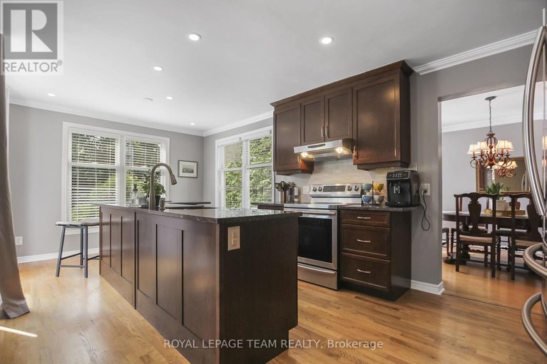28617352/7-albury-crescent/stittsville-central/ottawa/ontario/K2S1G7_12