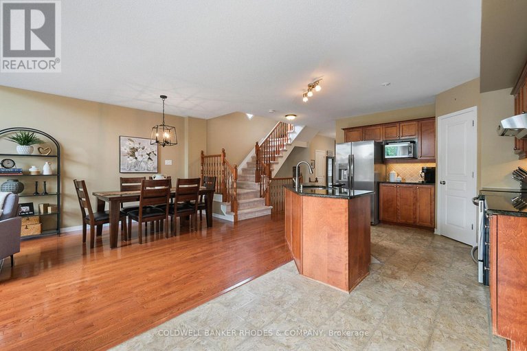 29079890/175-destiny-private/fallingbrookgardenway-south/ottawa/ontario/K4A0K6_11