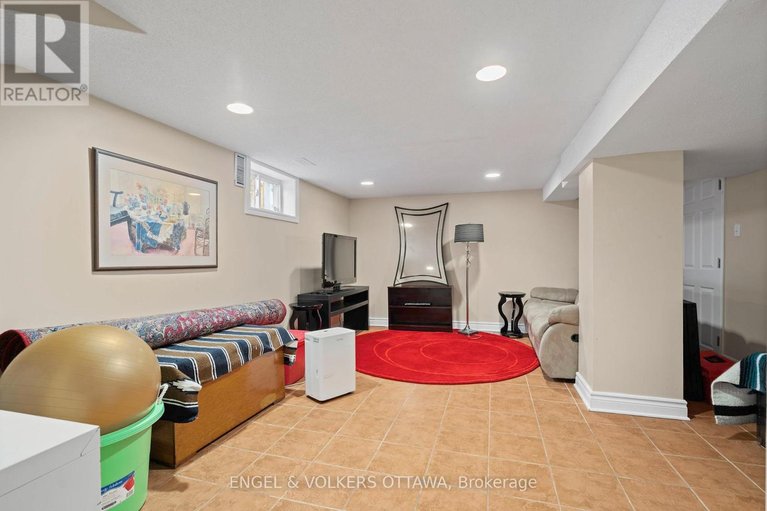 29466007/44-hampton-avenue/ottawa-west/ottawa/ontario/K1Y0N2_29