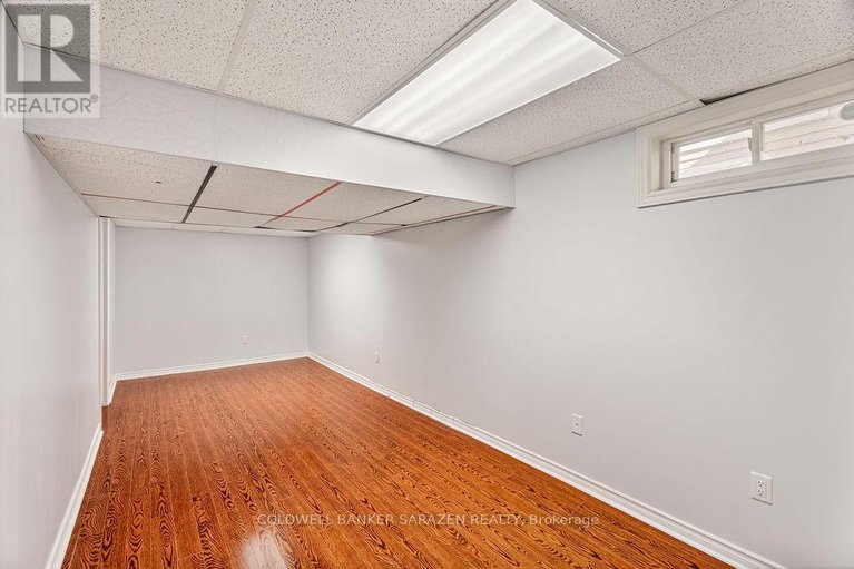 28945918/121-topley-crescent/hunt-club-park/ottawa/ontario/K1G4N2_39