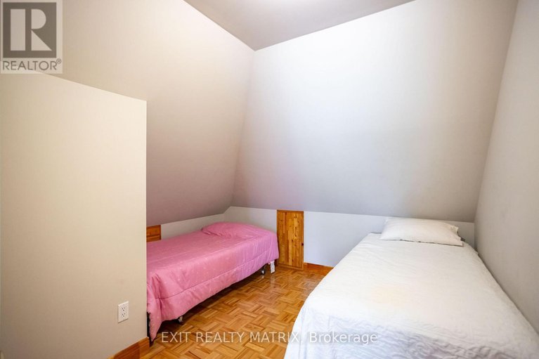 29373849/2392-8th-line-road/metcalfe/ottawa/ontario/K0A2P0_38