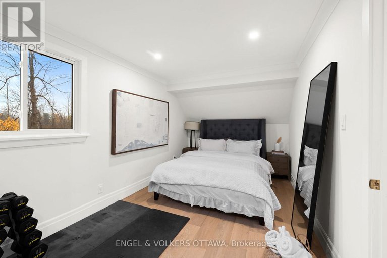 29056256/3882-lannin-lane/north-grenville-twp-kemptville-east/north-grenville/ontario/K0G1J0_19