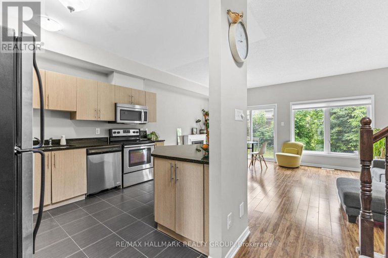28512162/53-dundalk-private/stonebridge/ottawa/ontario/K2J0J5_5