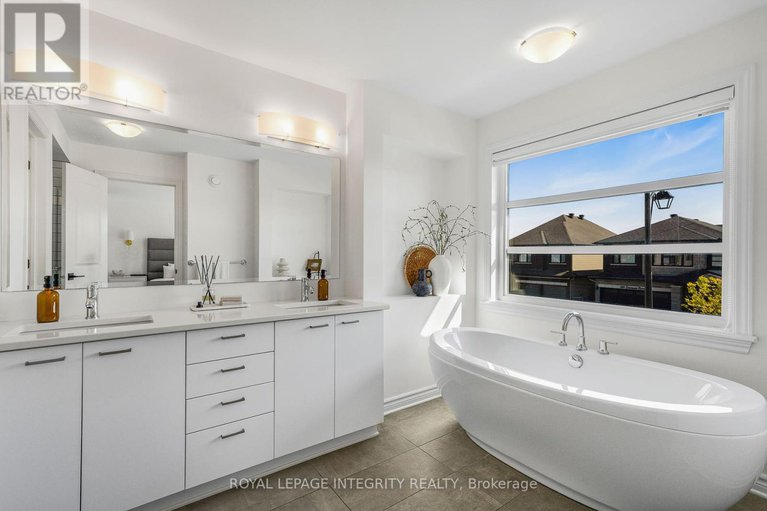 28914431/181-crevasse-road/mer-bleuebradley-estatesanderson-park/ottawa/ontario/K1W0H8_23