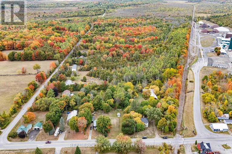 29202804/2099-county-20-road/north-grenville-twp-kemptville-south/north-grenville/ontario/K0G1T0_2