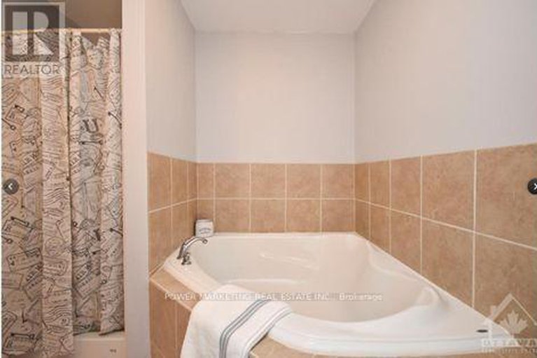 28931530/783-nesting-way/fallingbrookgardenway-south/ottawa/ontario/K4A3X6_22