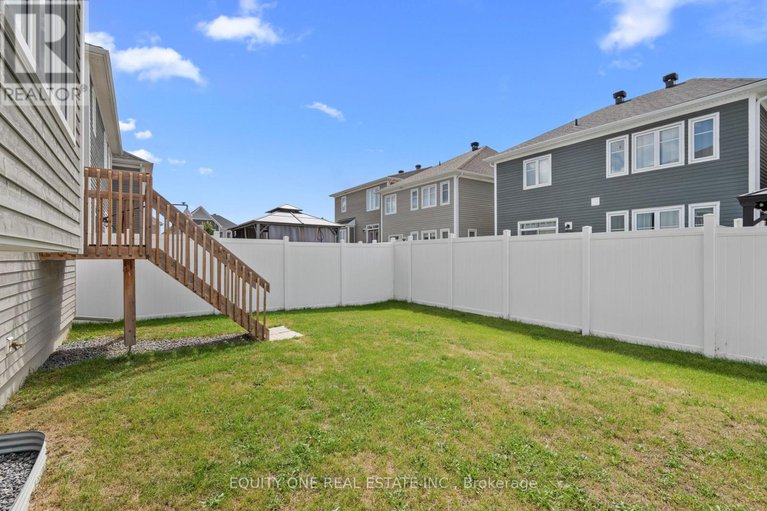 28801060/215-meynell-road/goulbourn-twp-from-franktown-rdsouth-to-rideau/ottawa/ontario/K0A2Z0_35