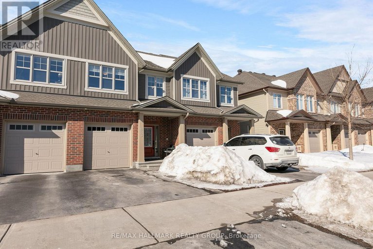 29420686/813-miikana-road/blossom-parkkemp-parkfindlay-creek/ottawa/ontario/K1X0G5_1