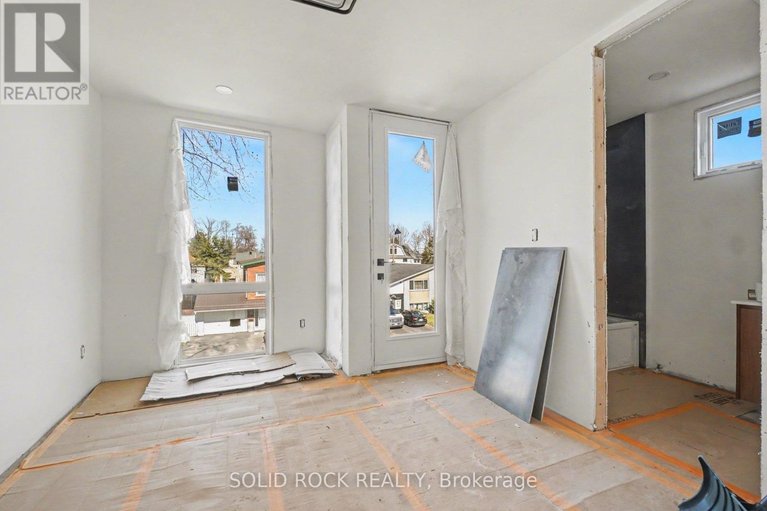 29669970/840-alpine-avenue/queensway-terrace-north/ottawa/ontario/K2B5R6_9