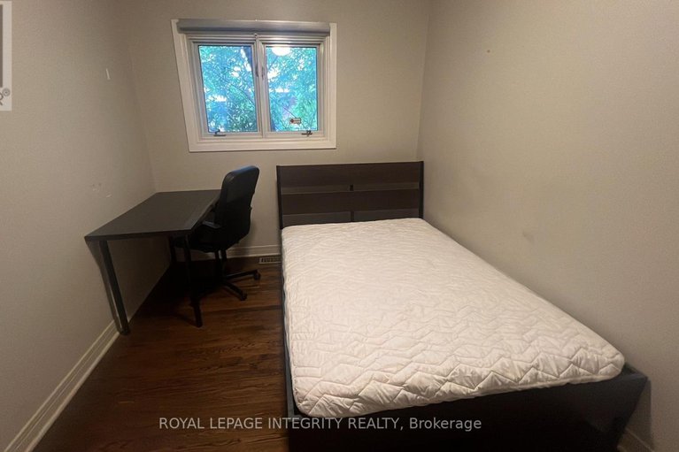 29064005/1152-tawney-road/hawthorne-meadows/ottawa/ontario/K1G1B6_32