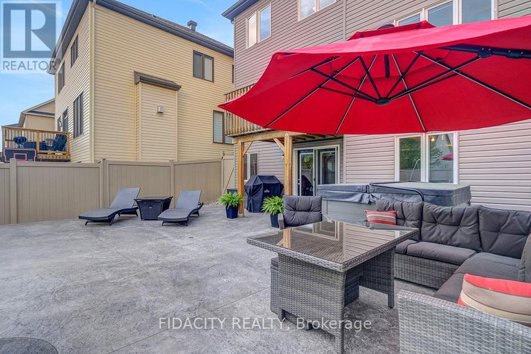 29244731/547-parade-drive/stittsville-south/ottawa/ontario/K2S0X8_30