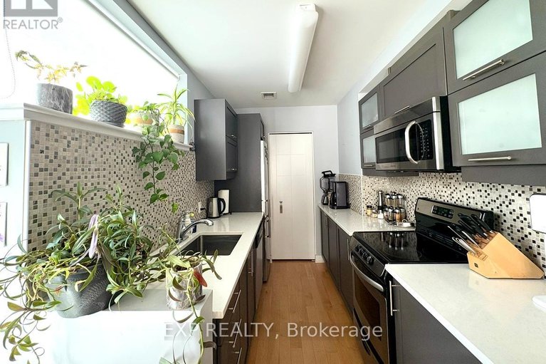 28784119/2001-40-nepean-street/ottawa-centre/ottawa/ontario/K2P0X5_21