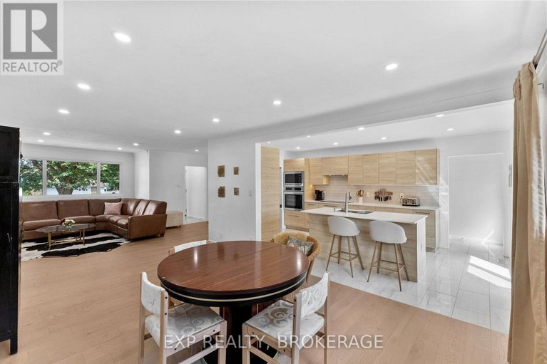 29279795/1502-farnsworth-avenue/alta-vista/ottawa/ontario/K1H7C3_11