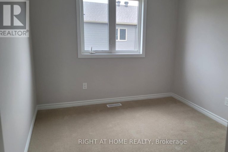 29048181/713-perseus-avenue/half-moon-bay/ottawa/ontario/K2J3V5_22