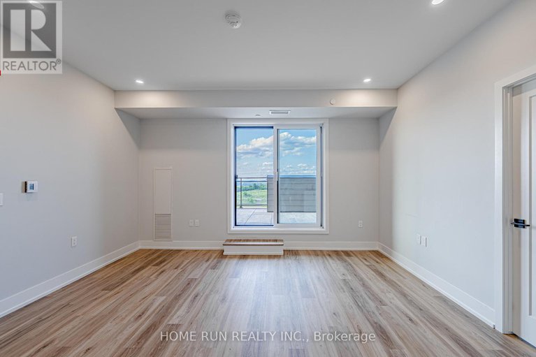 28570682/unit-513-1350-hemlock-street/cfb-rockcliffe-and-area/ottawa/ontario/K1K5C2_15